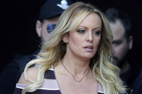 Chi è Stormy Daniels, la pornostar che ha fatto。